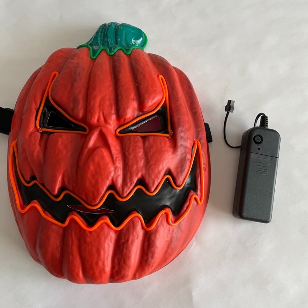Light-Up Jack-O’-Lantern Pumpkin Mask